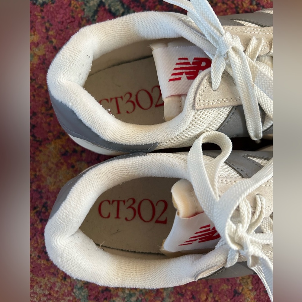 New Balance | Women’s Cream/Grey CT 302 Lace Up Sneakers Women’s size 7.5 Mens 6 - Picture 10 of 16